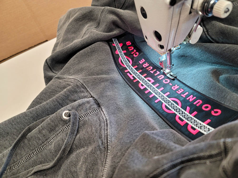 custom-embroidery-apparel-montreal-2.jpg Thumbnail